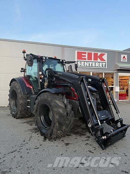 Valtra N175D الجرارات