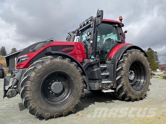 Valtra Q305 الجرارات