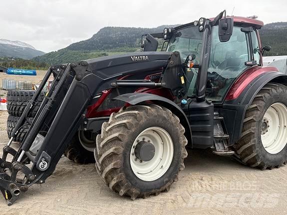 Valtra T 174D Gps الجرارات