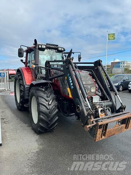 Valtra T-182-VERSU الجرارات