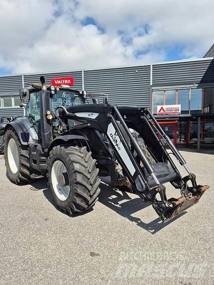 Valtra T 234 Versu الجرارات