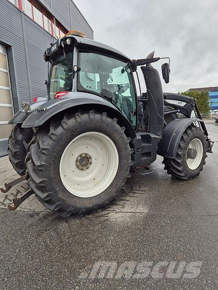 Valtra T 234 Versu الجرارات