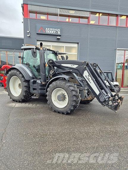 Valtra T 234 Versu الجرارات