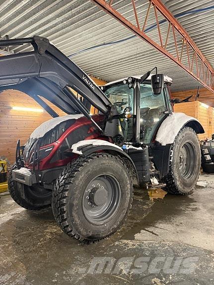 Valtra T174 Direct الجرارات