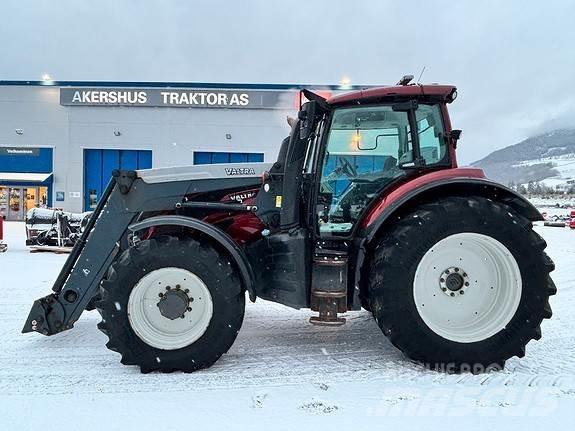 Valtra T174eD الجرارات