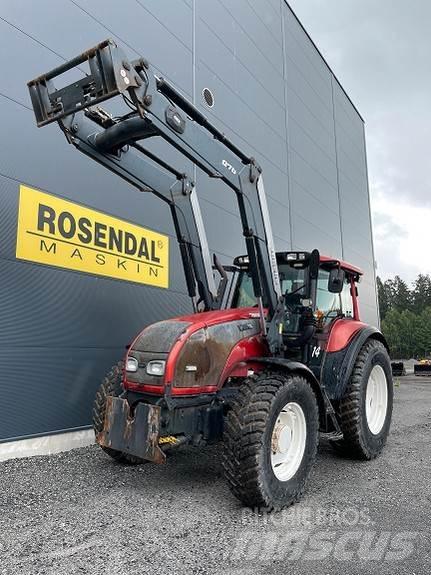 Valtra T190 الجرارات