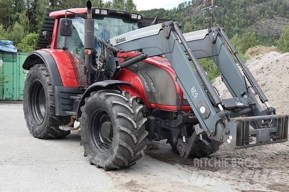 Valtra T202 D الجرارات