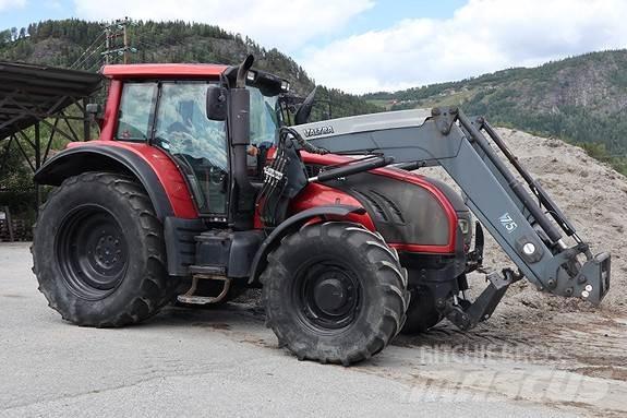 Valtra T202 D الجرارات