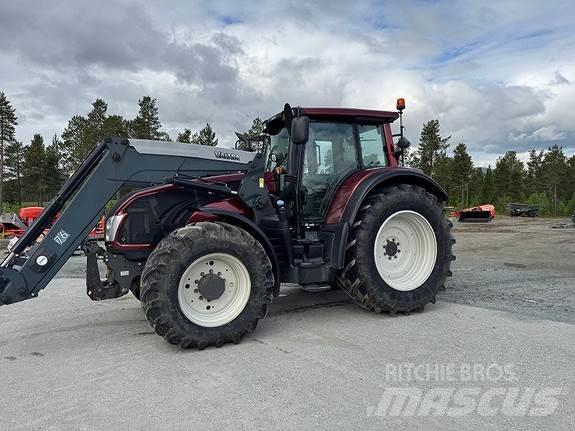 Valtra T203 الجرارات
