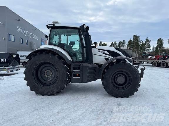 Valtra T234 الجرارات