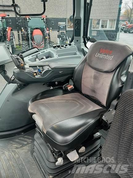 Valtra T234 الجرارات