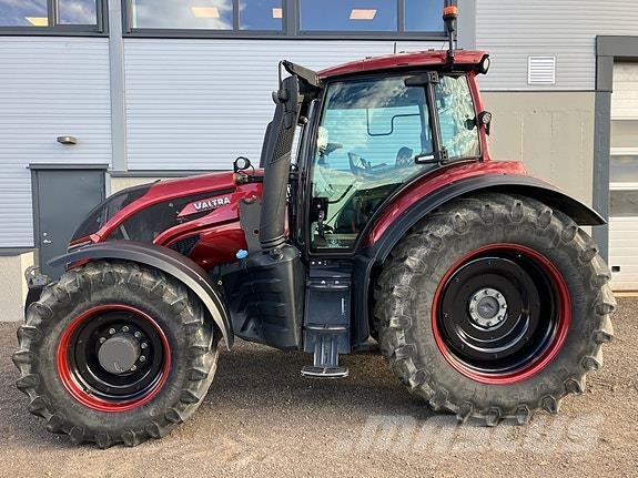 Valtra T234 Direct الجرارات