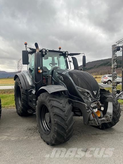 Valtra T234D الجرارات