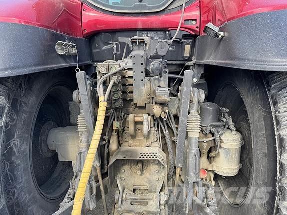 Valtra T235 الجرارات