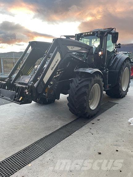Valtra T235 Direct الجرارات
