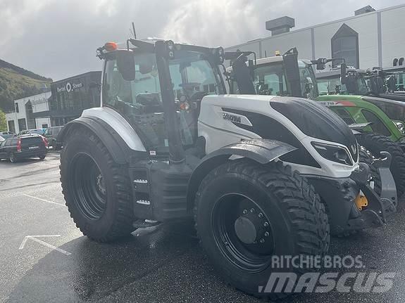 Valtra T254V الجرارات
