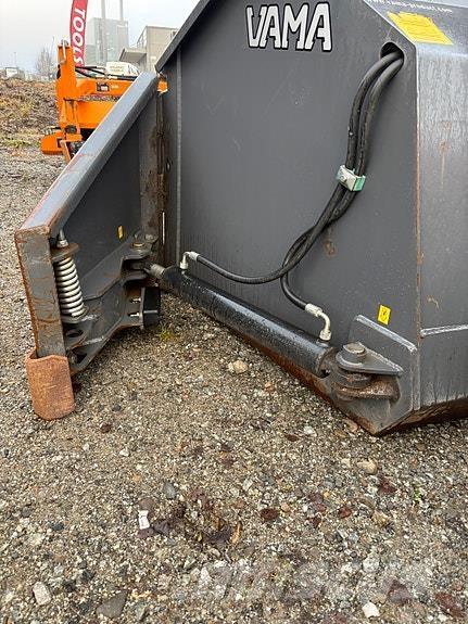 Vama EPS 210 ماكينات الطرق والجليد الأخرى