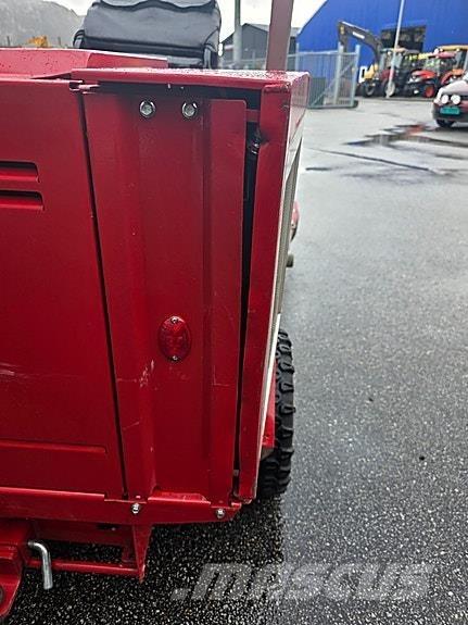 Ventrac 3400Y حاملات أدوات
