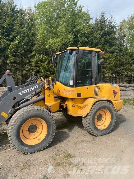 Volvo L35GT لوادر بعجل