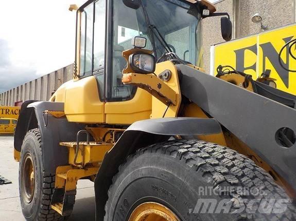 Volvo L90G لوادر بعجل