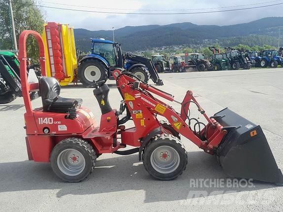 Weidemann 1140 لوادر انزلاقية التوجيه