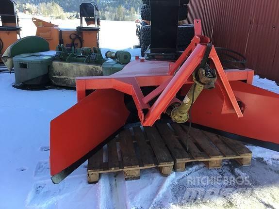  Westbjörn V-2100 قاذفات الجليد