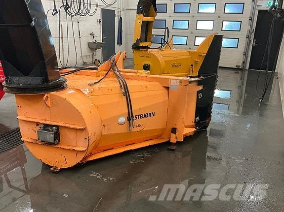 Westbjörn V- 2450 قاذفات الجليد