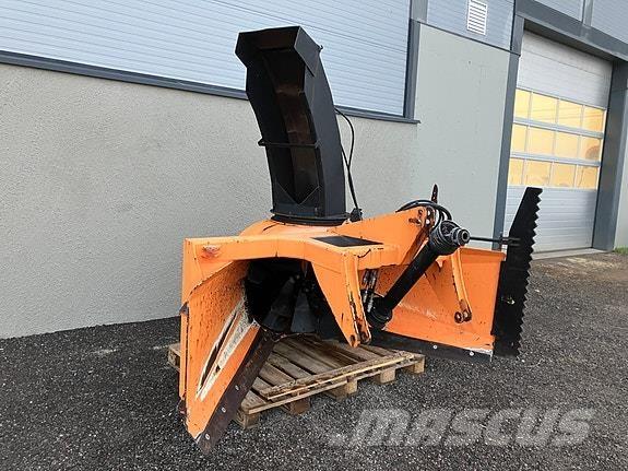 Westbjörn V-2500 قاذفات الجليد