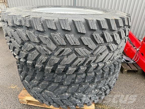   الإطارات والعجلات والحافات