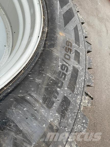   الإطارات والعجلات والحافات