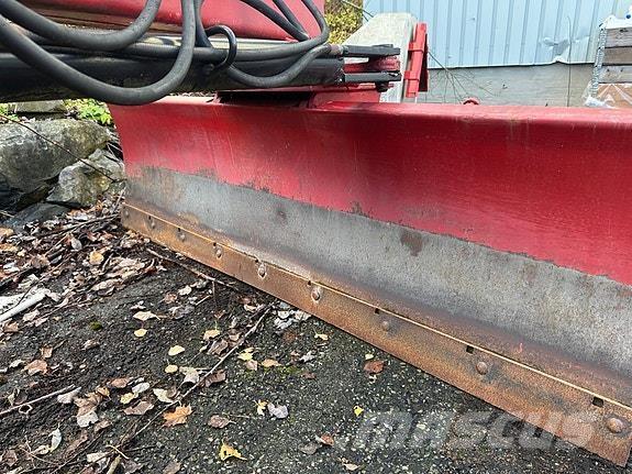   ماكينات الطرق والجليد الأخرى