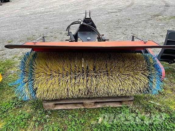   ماكينات الطرق والجليد الأخرى