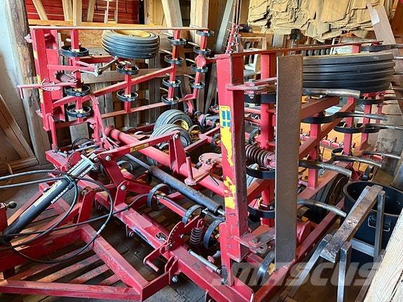   ماكينات وملحقات زراعة أخرى