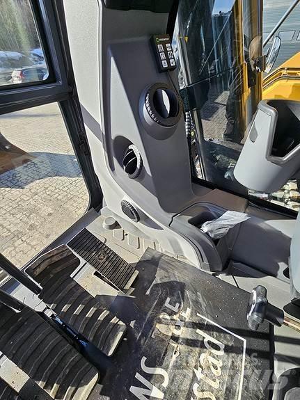  XE300E حفارات زحافة
