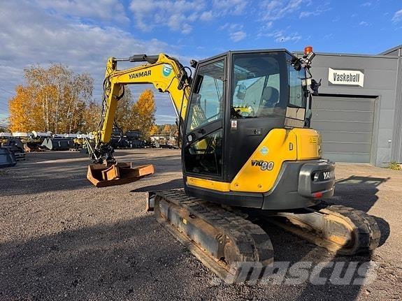 Yanmar Vio80-1A حفارات زحافة