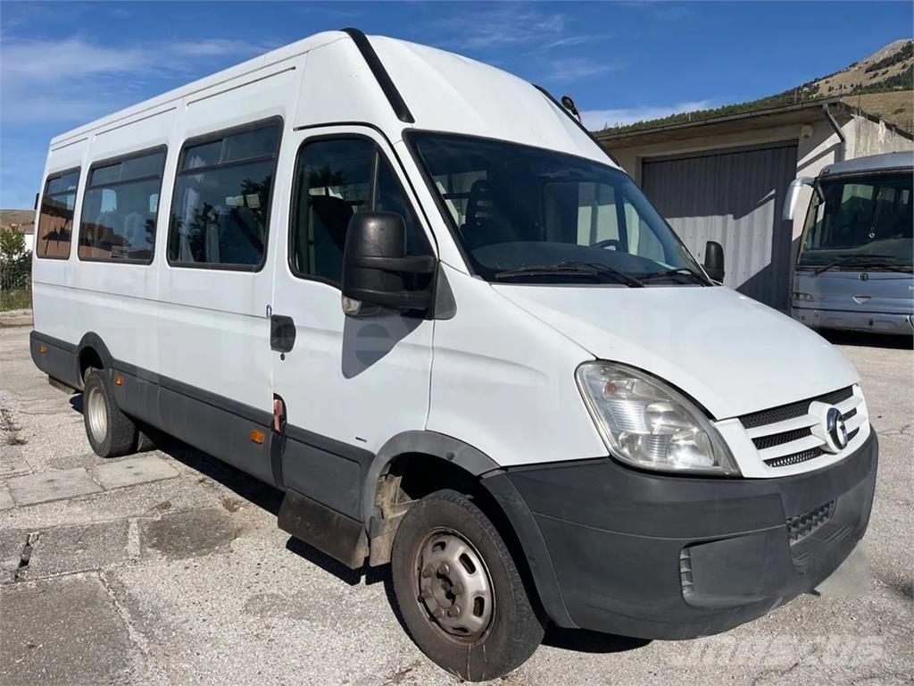Iveco A50 حافلة صغيرة
