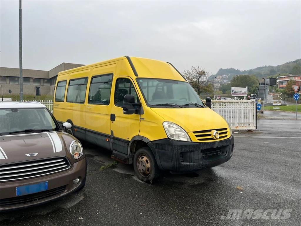 Iveco A50 حافلة مدرسية