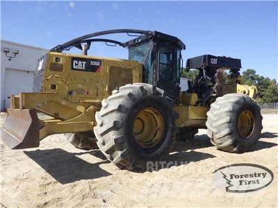 CAT 535D ساحبات الأشجار