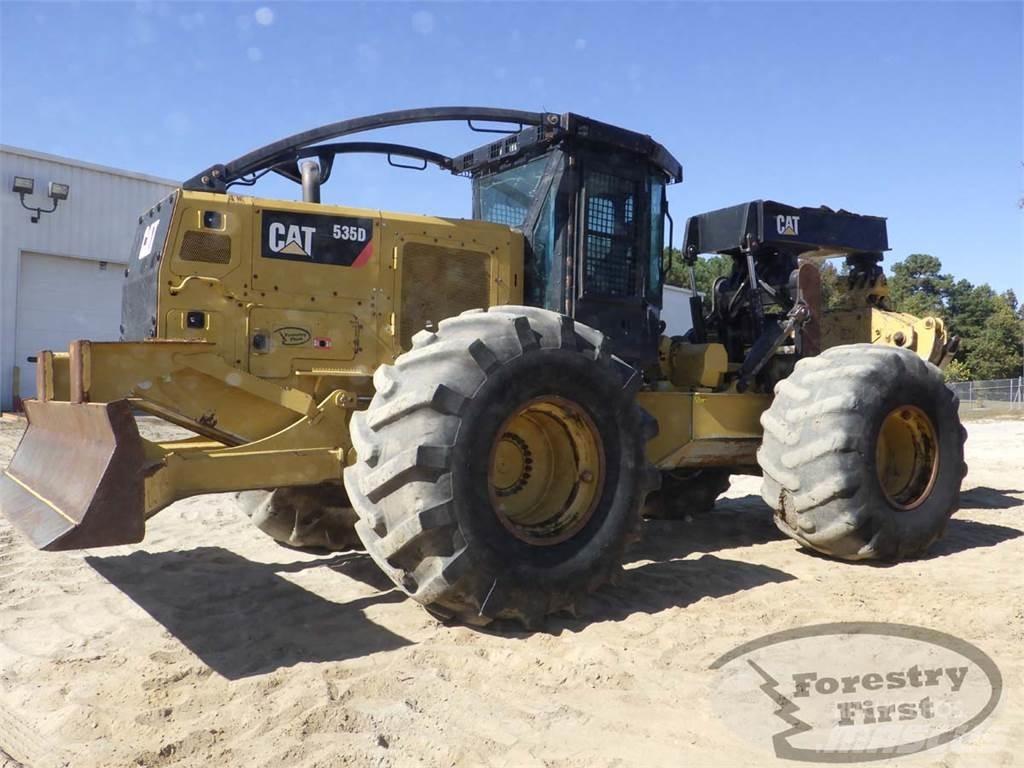 CAT 535D ساحبات الأشجار