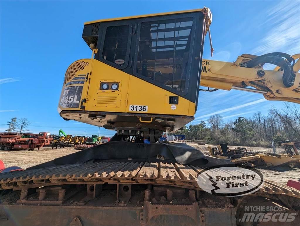Komatsu XT445L-3 قاطعات وجامعات الأشجار