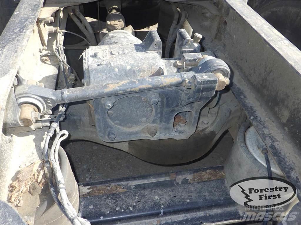 Mack CHN613 أخرى
