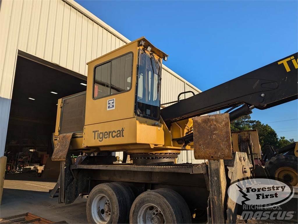 Tigercat 234B لوادر بذراع مفصلي