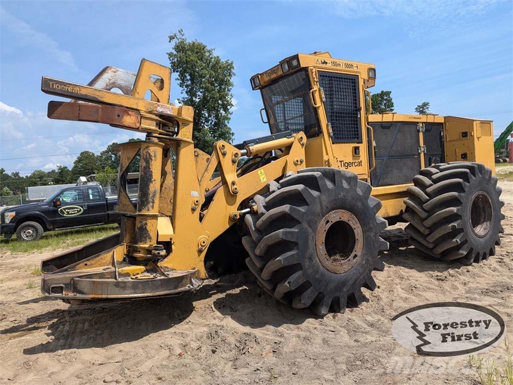 Tigercat 720G قاطعات وجامعات الأشجار