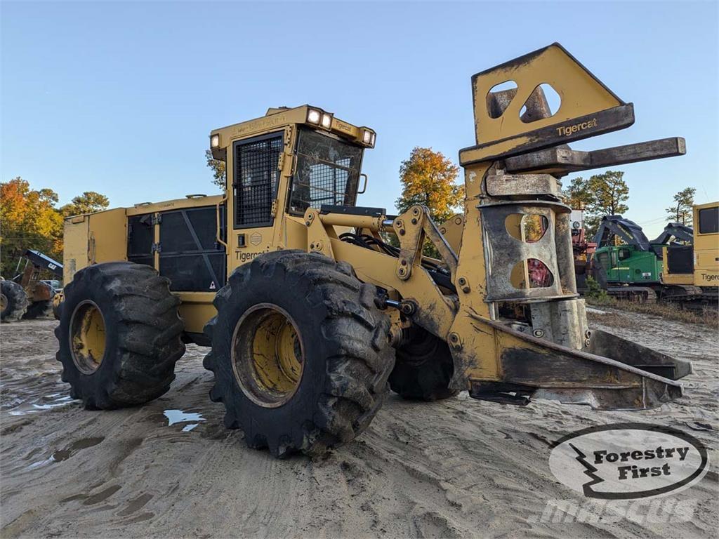 Tigercat 720G قاطعات وجامعات الأشجار