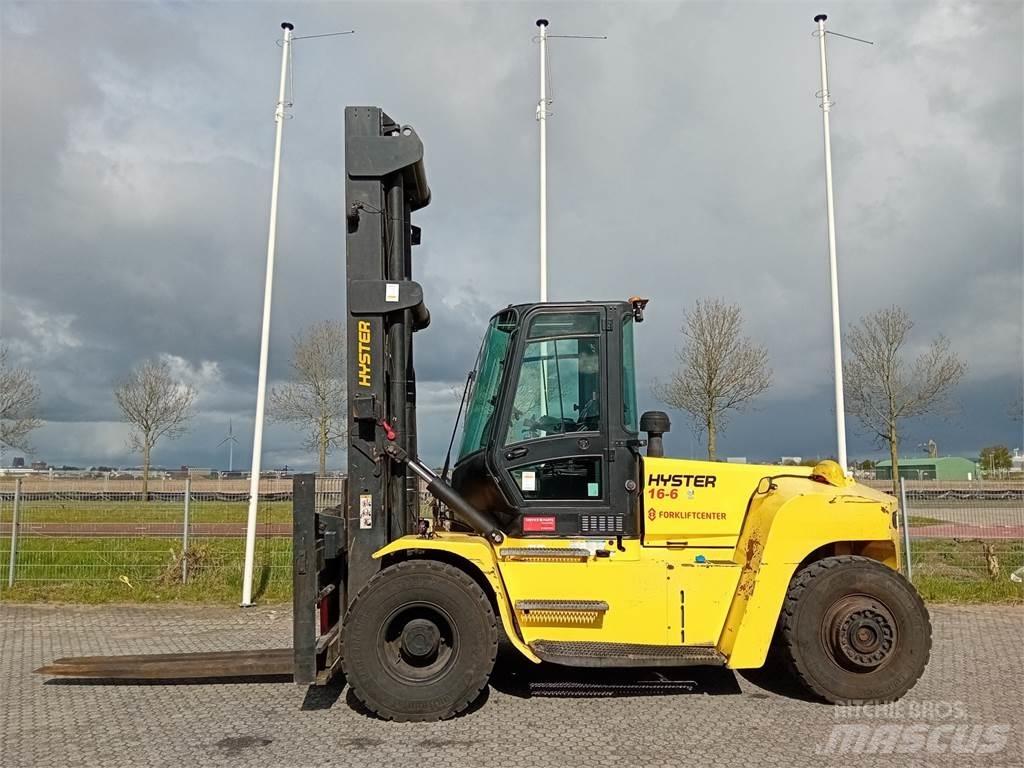 Hyster H16XM6 شاحنات الديزل