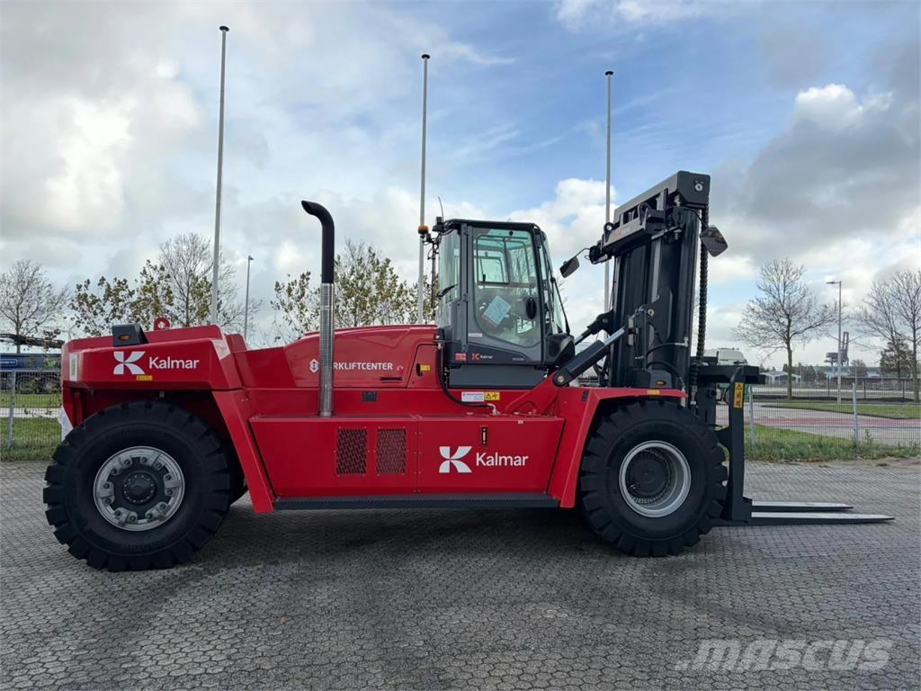 Kalmar DCG330-12 شاحنات الديزل