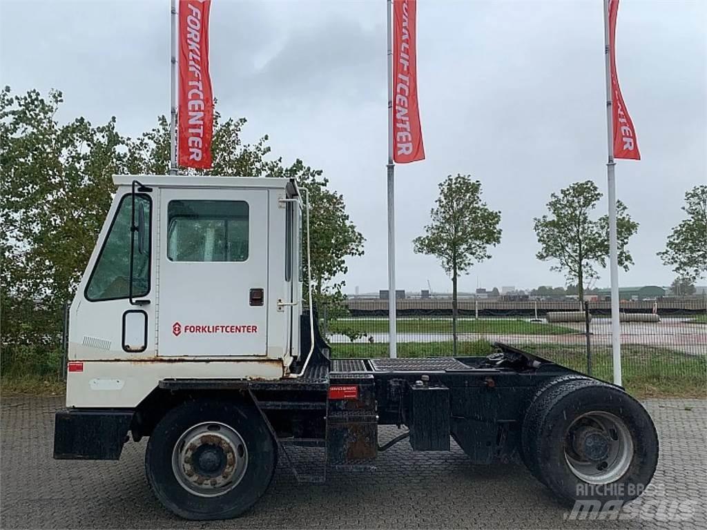 Kalmar Ottawa 50 جرارات صالات المطارات