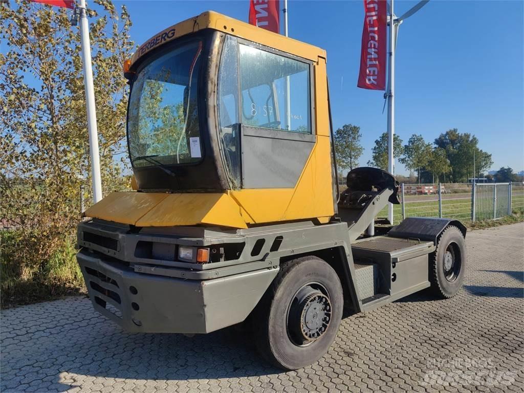 Terberg RT222 جرارات صالات المطارات