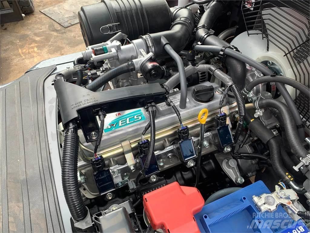 Toyota 02-8FGF30 شاحنات LPG