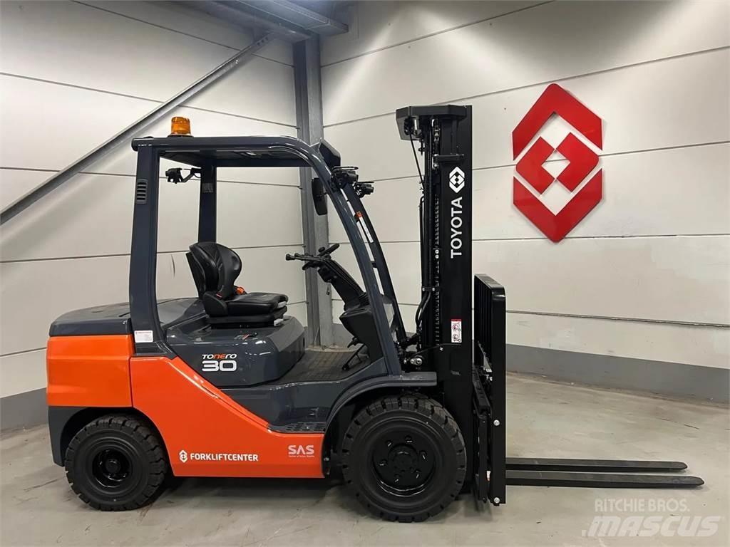 Toyota 52-8FDF30 شاحنات الديزل